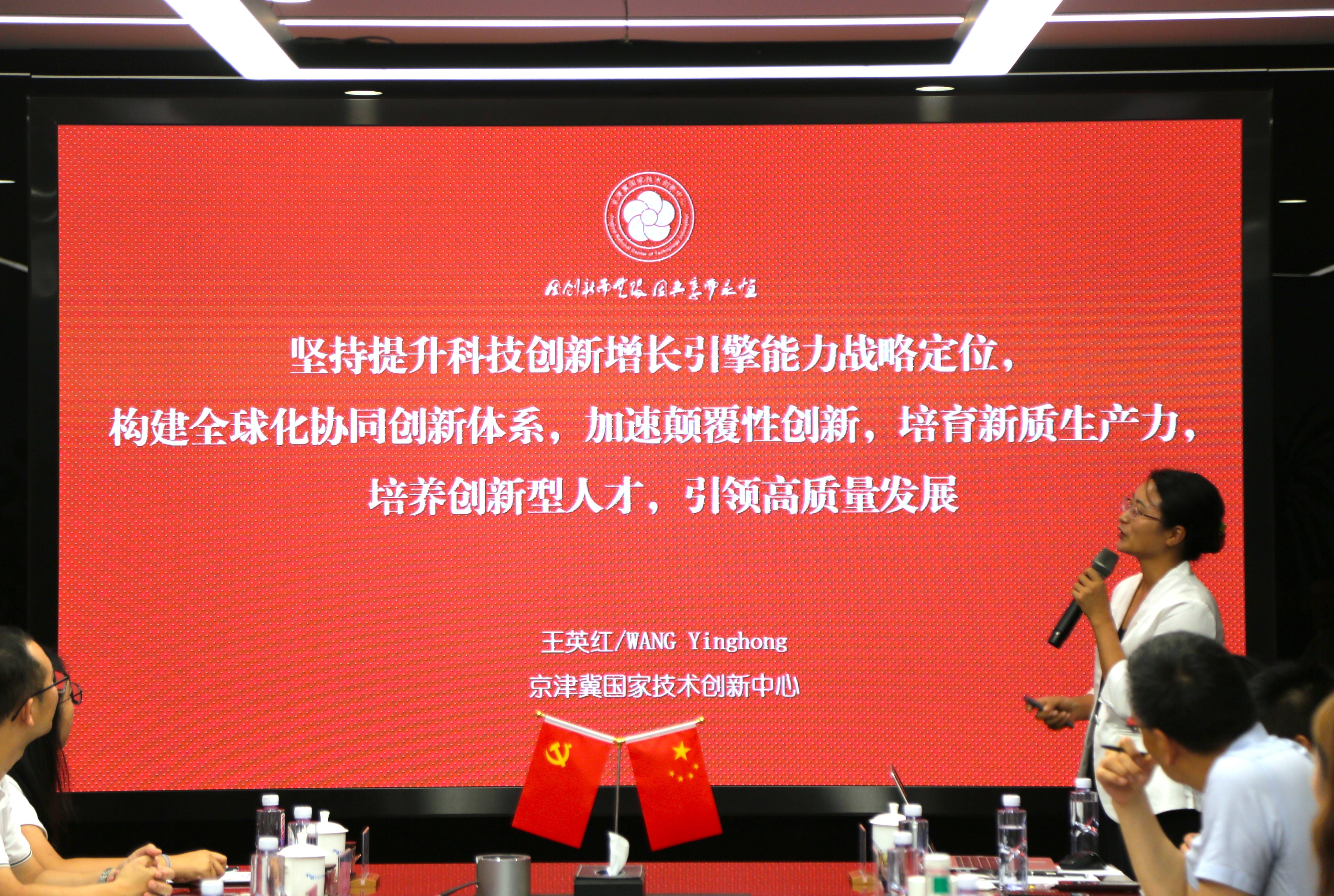 2O3A1400.JPG 2O3A1400.JPG